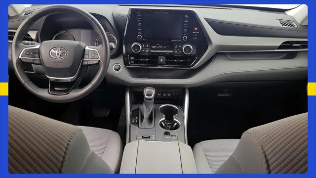 2020 Toyota Highlander LE