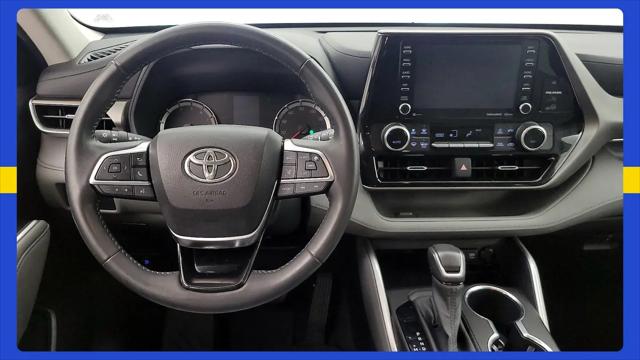 2020 Toyota Highlander LE