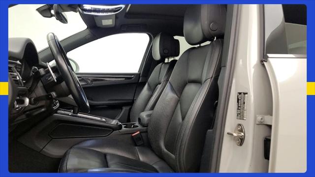 2023 Porsche Macan Macan