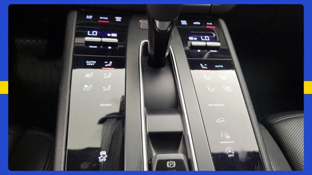 2023 Porsche Macan Macan