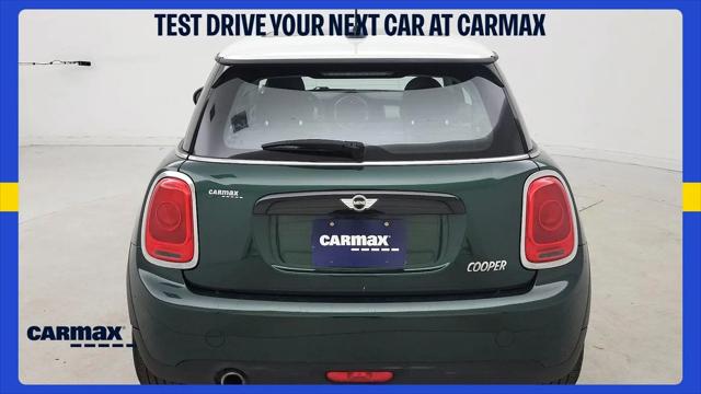 2017 MINI Hardtop Cooper