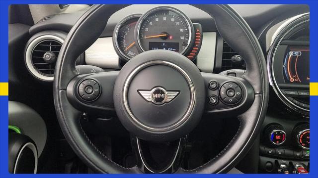 2017 MINI Hardtop Cooper