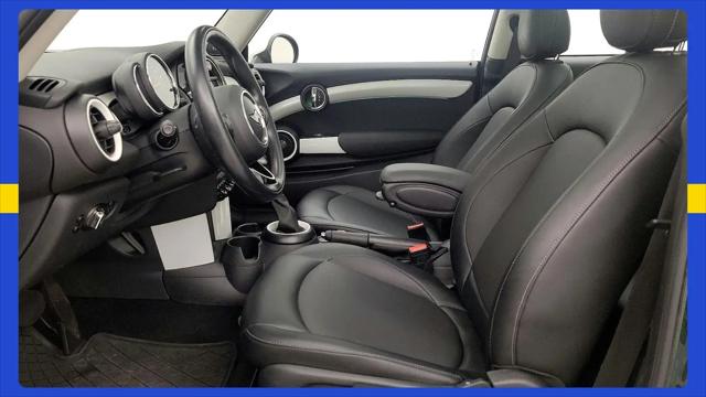2017 MINI Hardtop Cooper