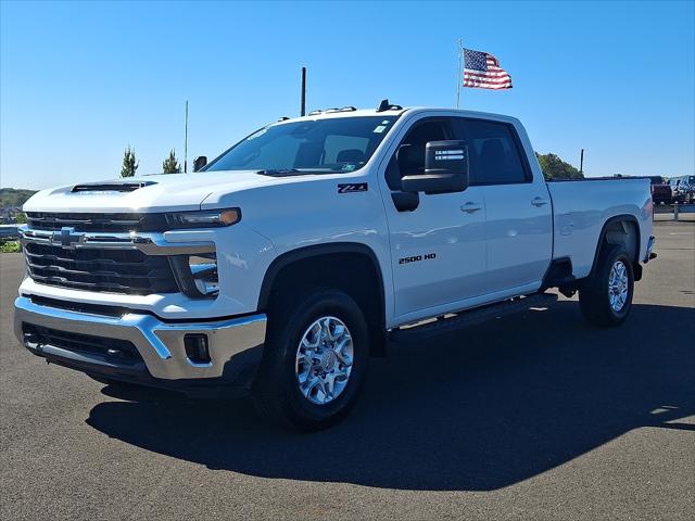 2024 Chevrolet Silverado 2500HD 4WD Crew Cab Long Bed LT
