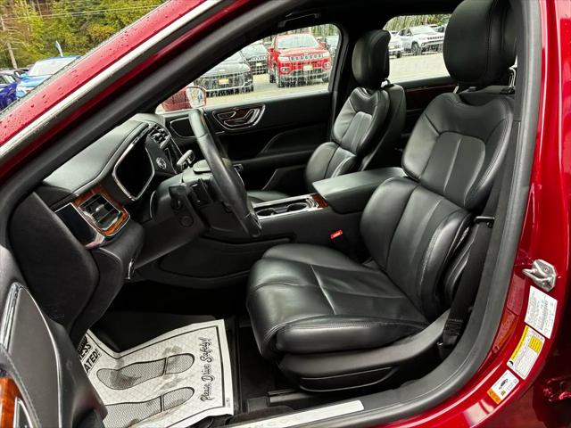 2017 Lincoln Continental Select