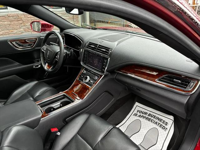 2017 Lincoln Continental Select