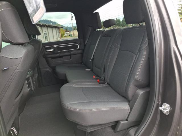 2026 Ram 3500 Big Horn Crew Cab 4x4 8 Box
