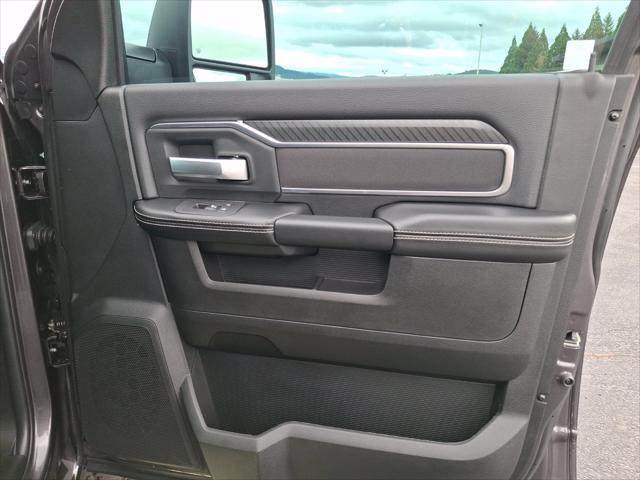 2026 Ram 3500 Big Horn Crew Cab 4x4 8 Box