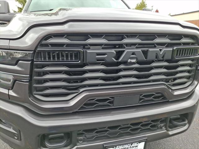 2026 Ram 3500 Big Horn Crew Cab 4x4 8 Box