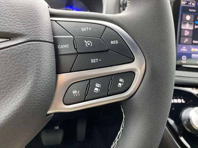 2027 Chrysler Pacifica Select AWD