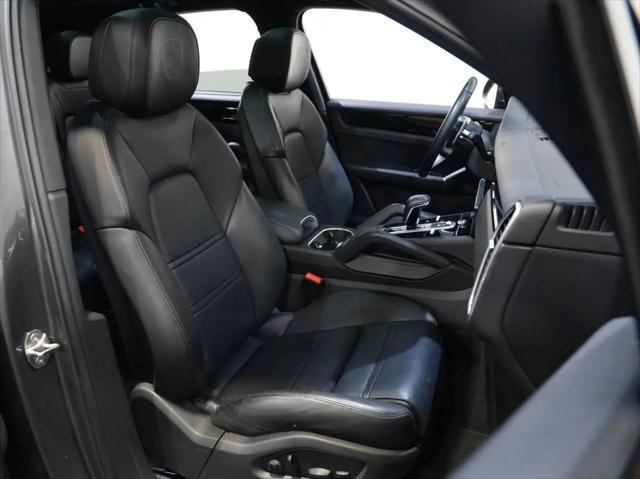 2022 Porsche Cayenne E-Hybrid Cayenne E-Hybrid