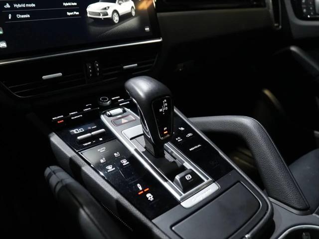 2022 Porsche Cayenne E-Hybrid Cayenne E-Hybrid