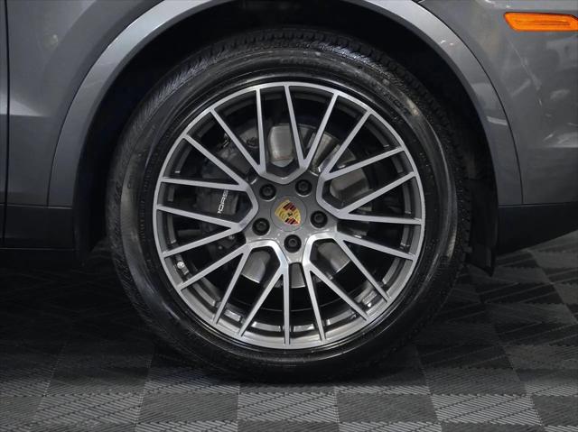 2022 Porsche Cayenne E-Hybrid Cayenne E-Hybrid