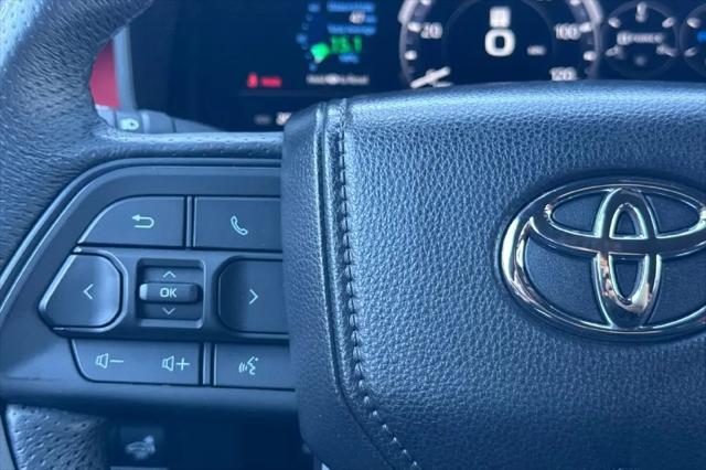 2025 Toyota Sequoia SR5