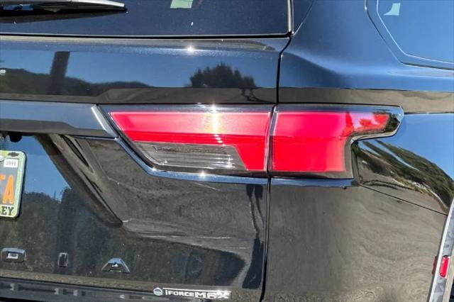 2025 Toyota Sequoia SR5