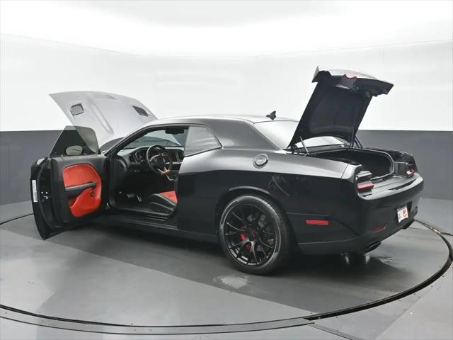 2016 Dodge Challenger SRT Hellcat
