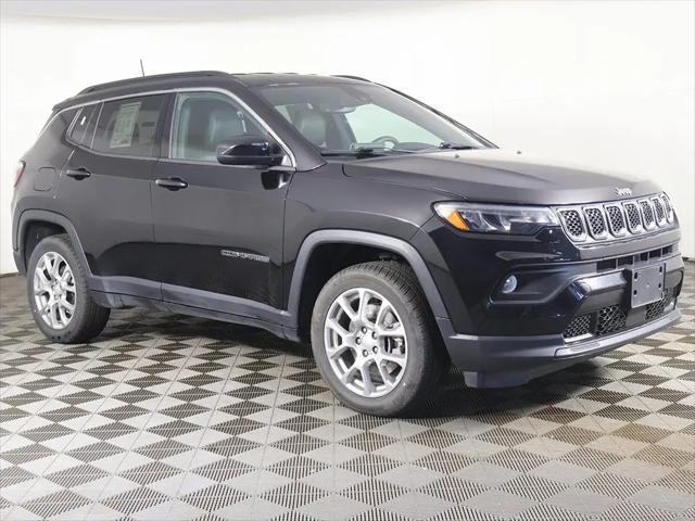 2023 Jeep Compass Latitude Lux FWD