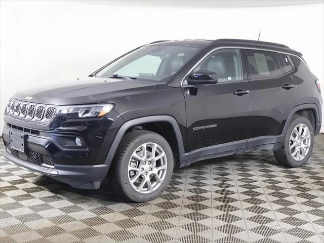 2023 Jeep Compass Latitude Lux FWD