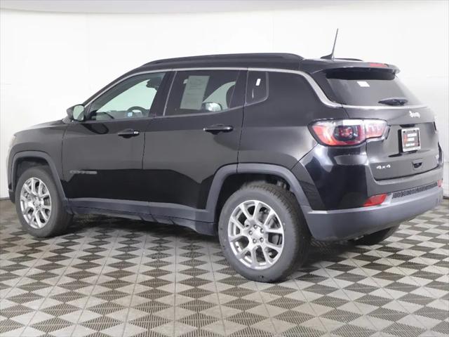 2023 Jeep Compass Latitude Lux FWD