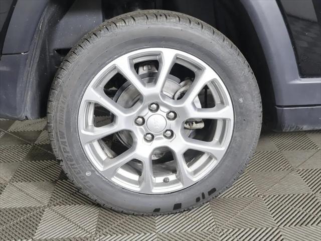 2023 Jeep Compass Latitude Lux FWD