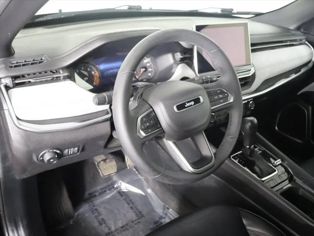 2023 Jeep Compass Latitude Lux FWD
