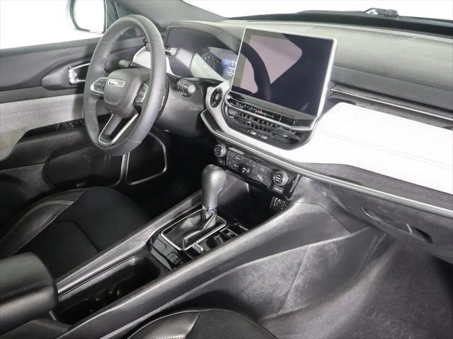 2023 Jeep Compass Latitude Lux FWD