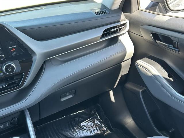 2021 Toyota Highlander L
