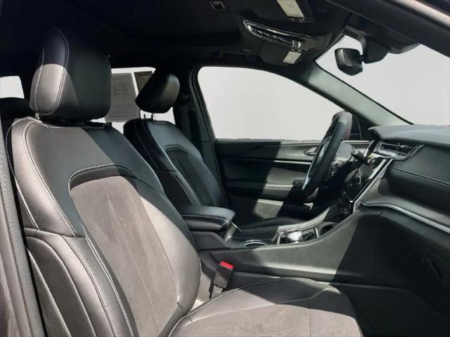 2023 Jeep Grand Cherokee Altitude X 4x4