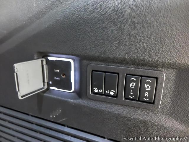 2023 GMC Yukon 4WD SLT