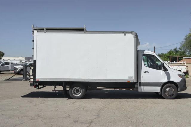 2019 Freightliner Sprinter Standard Roof V6