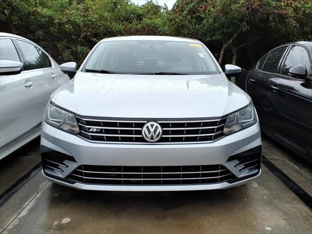 2017 Volkswagen Passat 1.8T R-Line