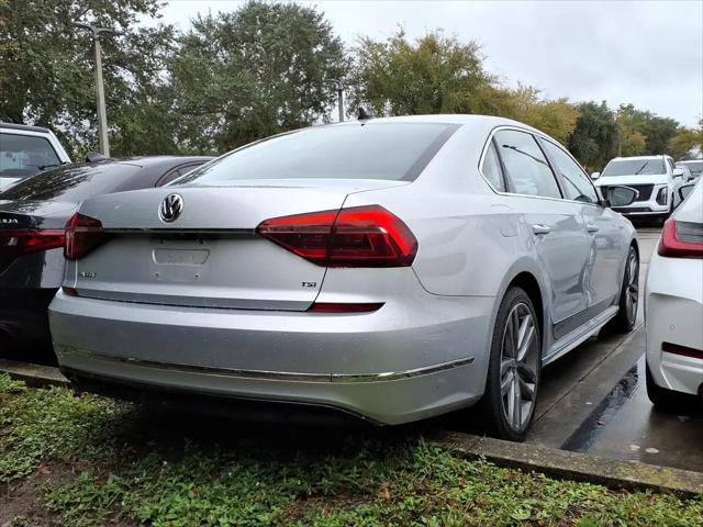 2017 Volkswagen Passat 1.8T R-Line