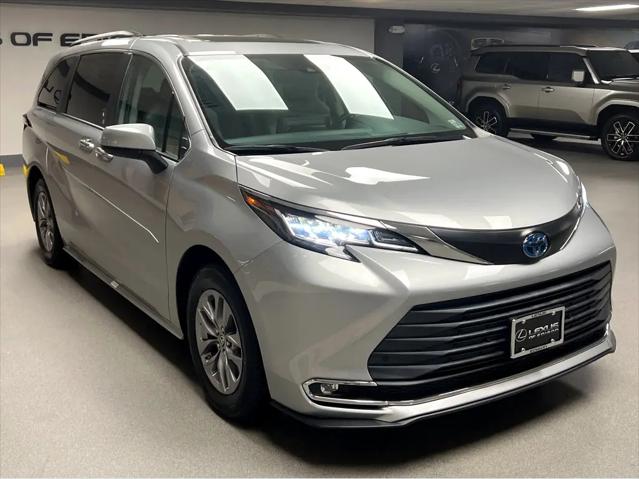 2022 Toyota Sienna XLE for sale in Edison, NJ