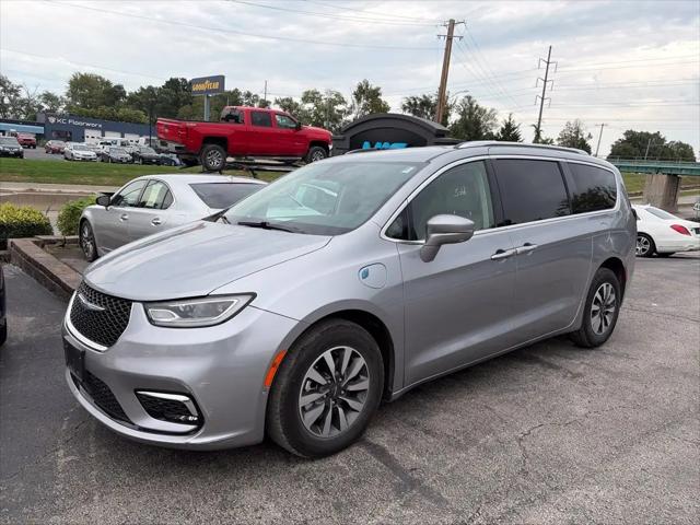 2021 Chrysler Pacifica Hybrid Touring L