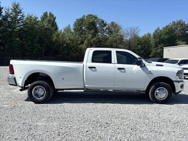 2026 Ram 3500 Tradesman Crew Cab 4x4 8 Box