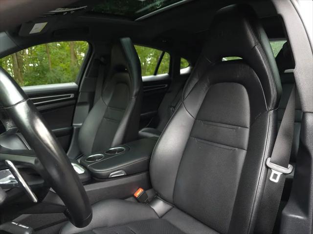 2023 Porsche Panamera Platinum Edition