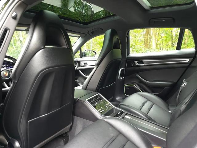 2023 Porsche Panamera Platinum Edition
