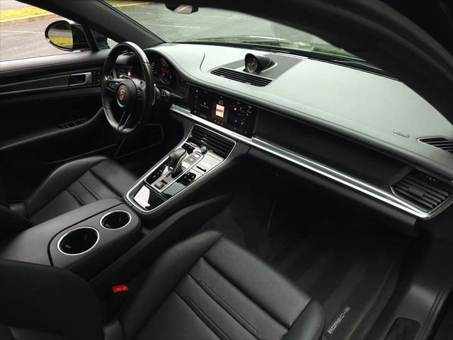 2023 Porsche Panamera Platinum Edition