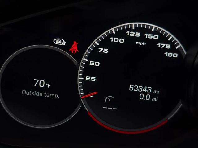 2023 Porsche Panamera Platinum Edition