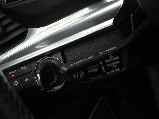 2023 Porsche Panamera Platinum Edition