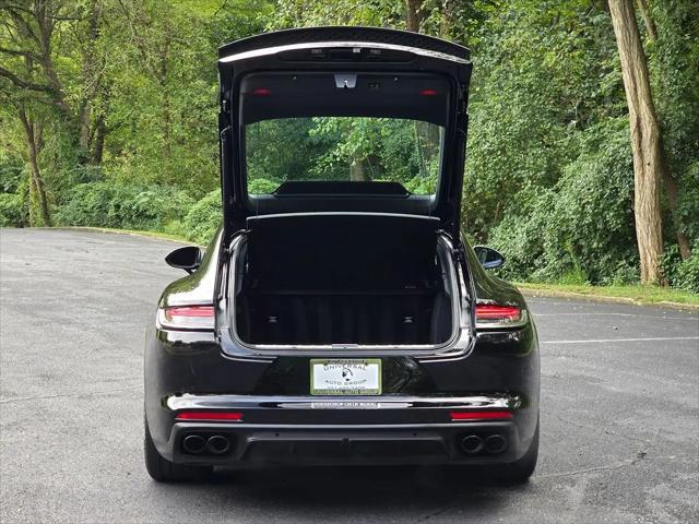 2023 Porsche Panamera Platinum Edition