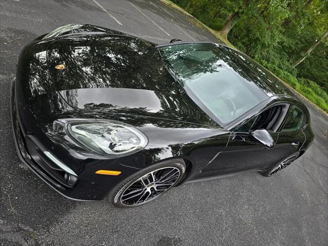 2023 Porsche Panamera Platinum Edition