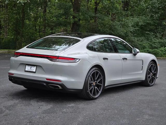 2023 Porsche Panamera Panamera 4