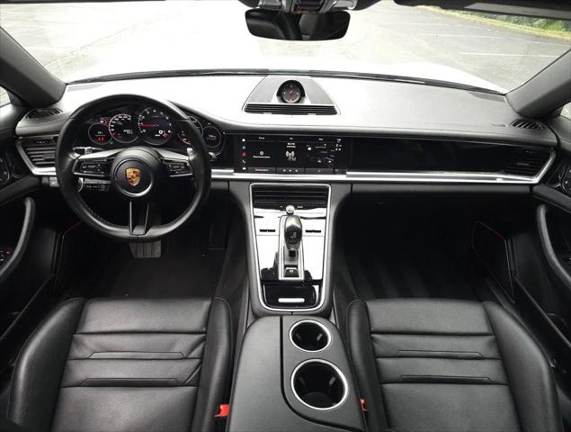 2023 Porsche Panamera Panamera 4