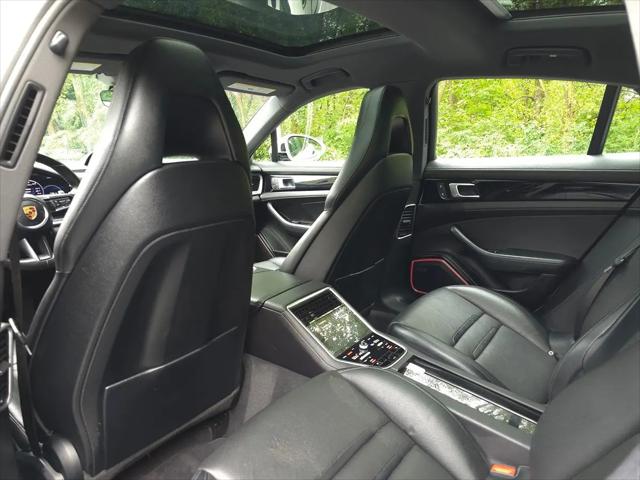 2023 Porsche Panamera Panamera 4