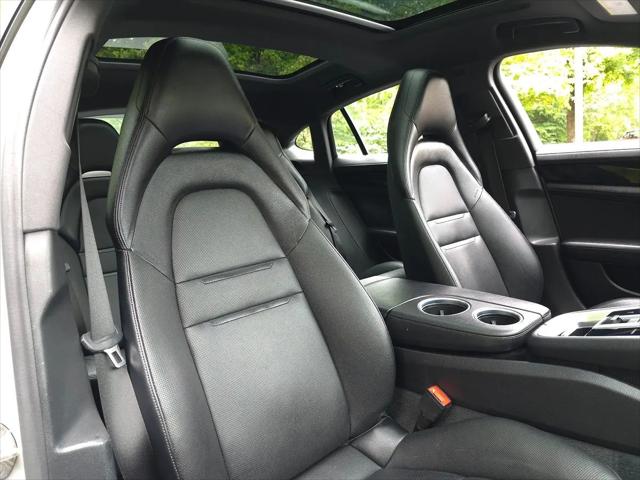 2023 Porsche Panamera Panamera 4