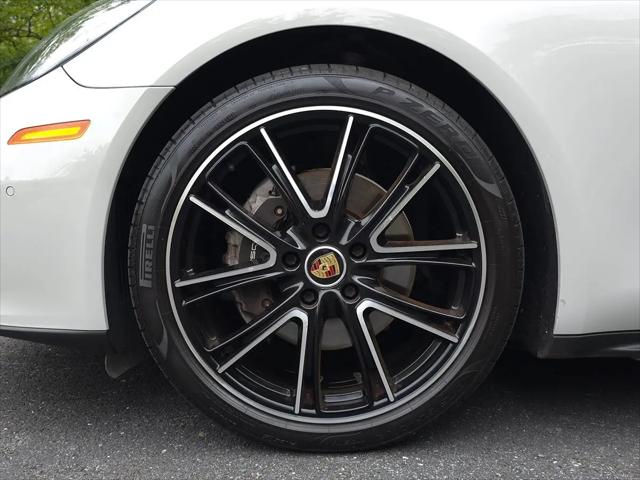 2023 Porsche Panamera Panamera 4