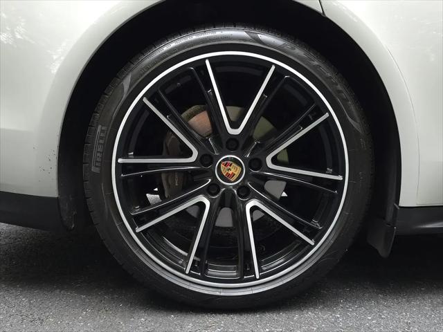 2023 Porsche Panamera Panamera 4