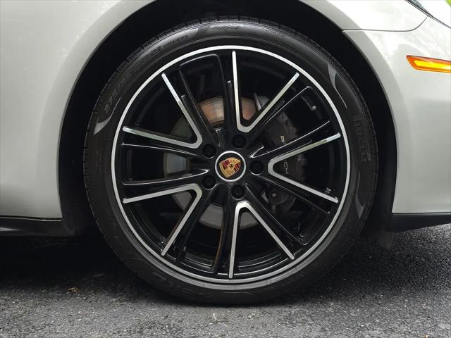 2023 Porsche Panamera Panamera 4