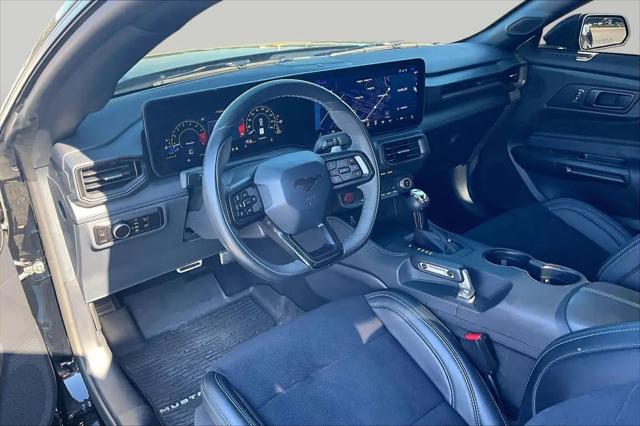 2025 Ford Mustang Dark Horse Fastback